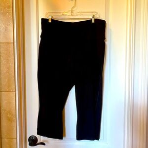 N.Y.L. Yoga cropped flared pants 2X